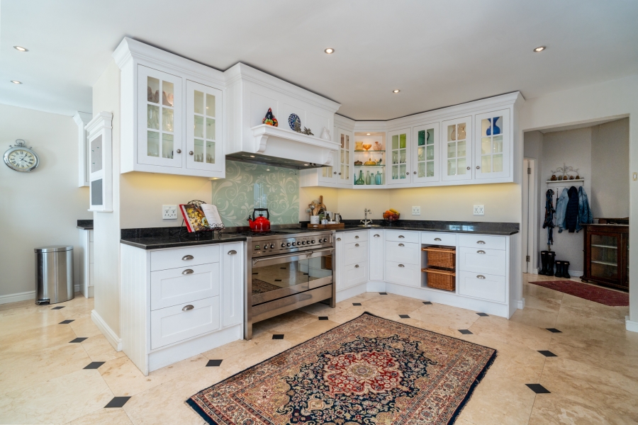 4 Bedroom Property for Sale in Kommetjie Western Cape